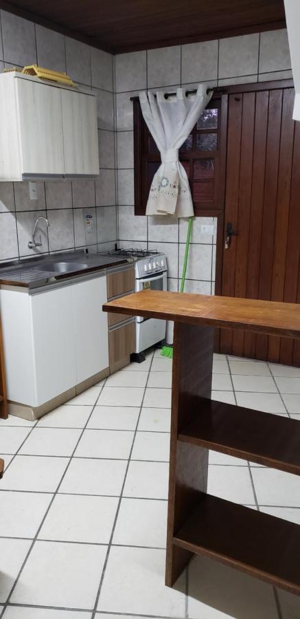Residencial Costumes Brasileiras Hotel บอมบินญัส ภายนอก รูปภาพ