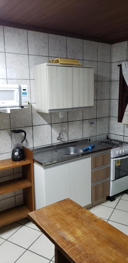 Residencial Costumes Brasileiras Hotel บอมบินญัส ภายนอก รูปภาพ