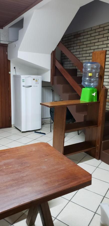 Residencial Costumes Brasileiras Hotel บอมบินญัส ภายนอก รูปภาพ