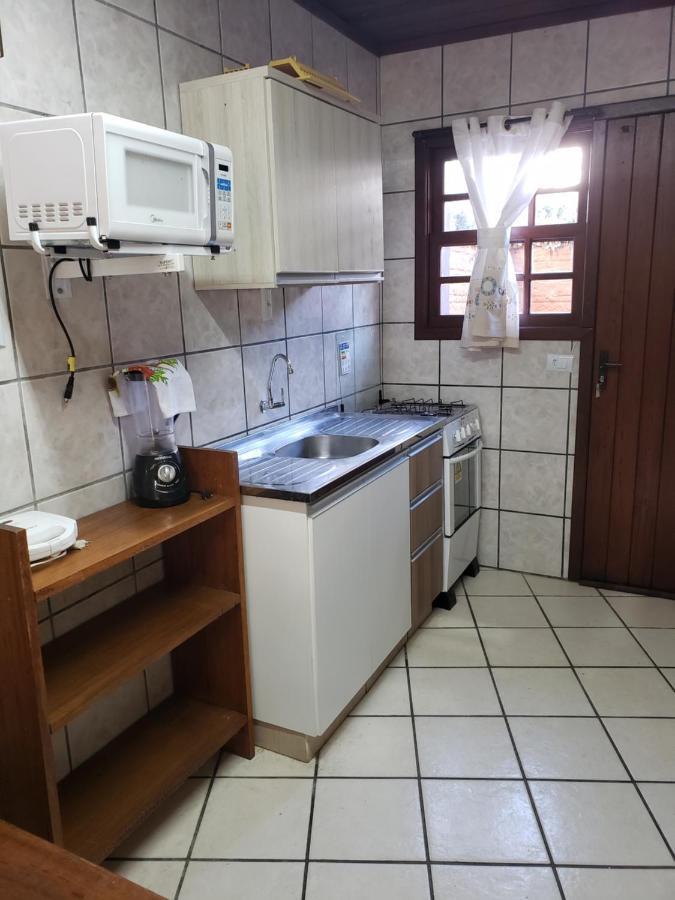 Residencial Costumes Brasileiras Hotel บอมบินญัส ภายนอก รูปภาพ
