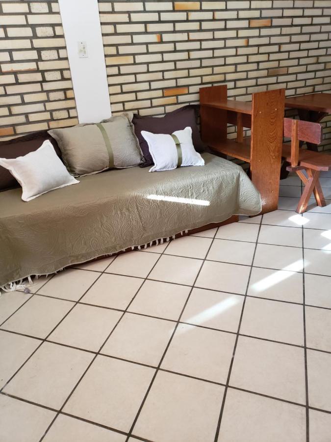Residencial Costumes Brasileiras Hotel บอมบินญัส ภายนอก รูปภาพ